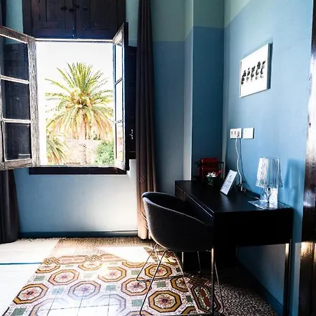 Nestor Couette-café 4*