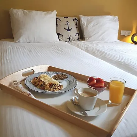 Nestor Couette-café