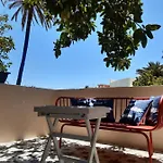Bed & Breakfast Nestor 4*