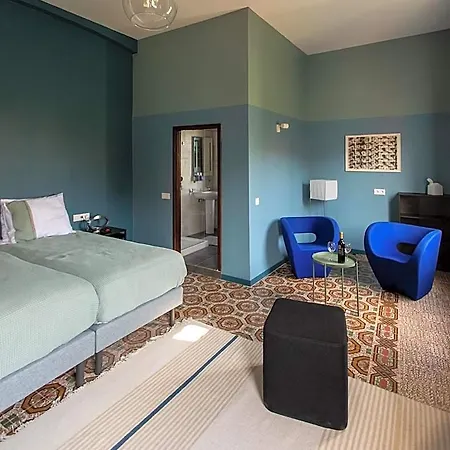 Bed & Breakfast Nestor 4*